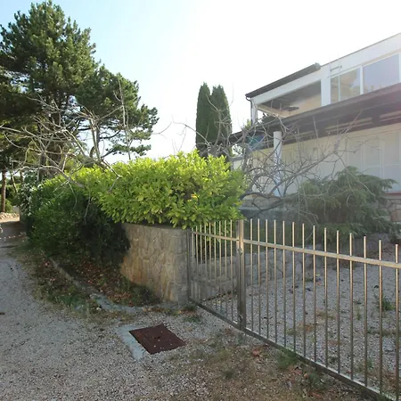 Sea Side Apartment Punat