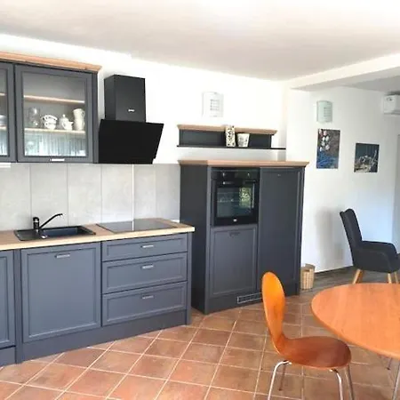 Sea Side Apartment Punat