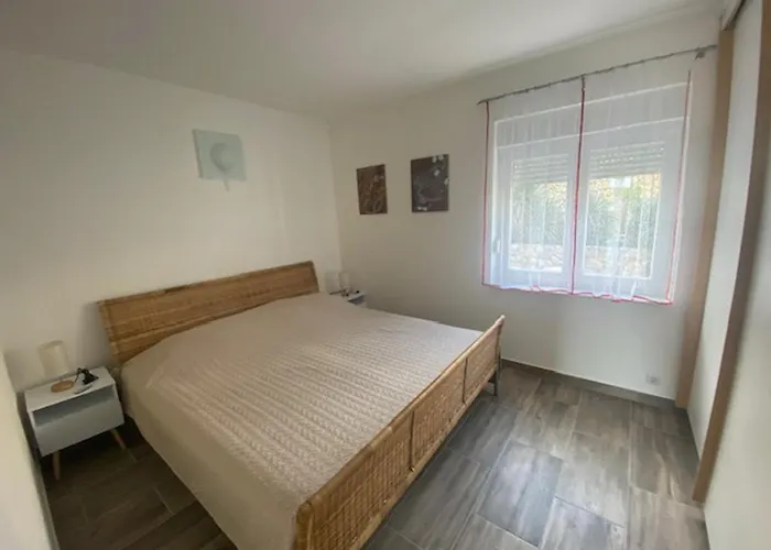 Sea Side Guest house Punat