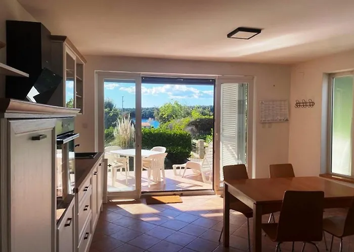 Sea Side Guest house