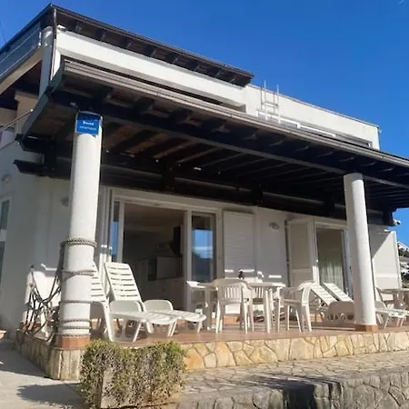 Apartment Sea Side