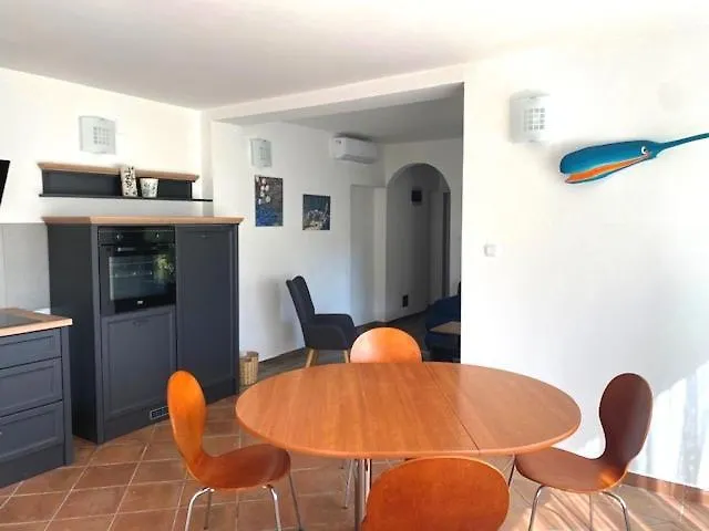 Sea Side Konukevi 3*