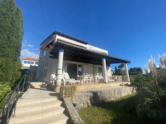 Sea Side Konukevi 3*