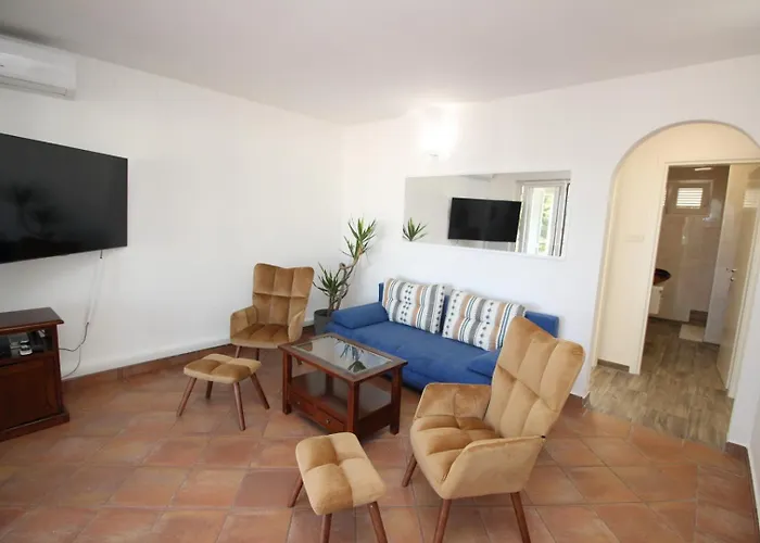 Sea Side Gostinjska kuća 3*